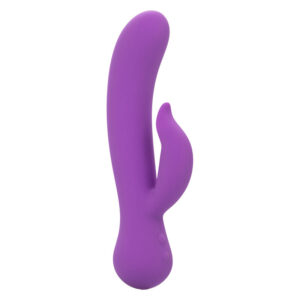 CALEXOTICS – FIRST TIME VIBRADOR PLEASER RECARREGÁVEL ROXO